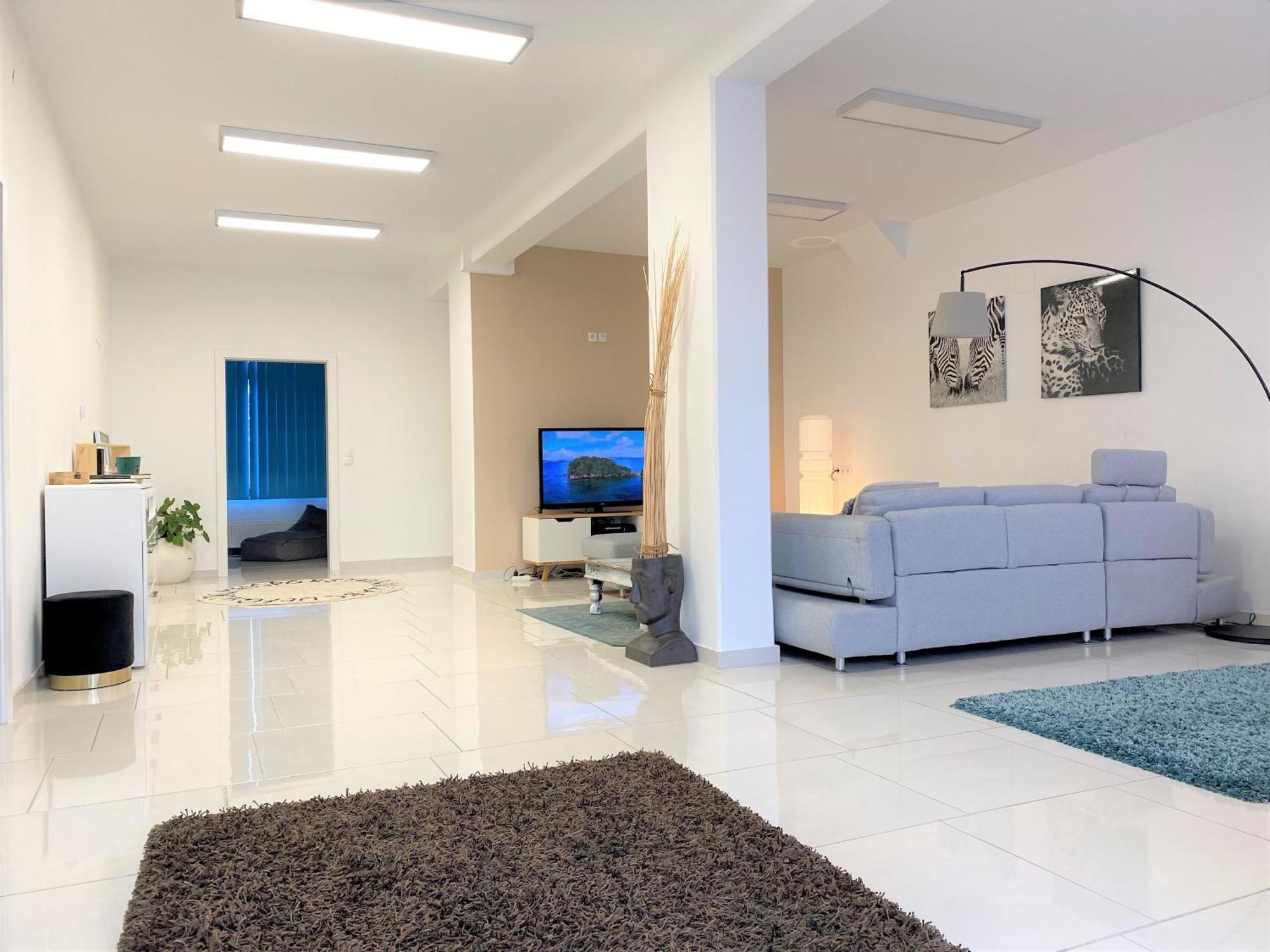 Stadtsuite Mit Sauna In Wiener Neustadt 135 M2 Экстерьер фото