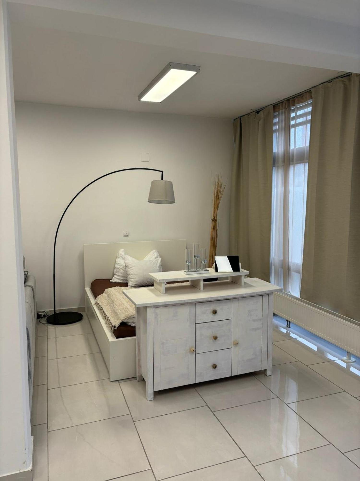 Stadtsuite Mit Sauna In Wiener Neustadt 135 M2 Экстерьер фото